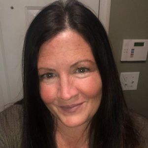 Meet your Posher, Suzanne